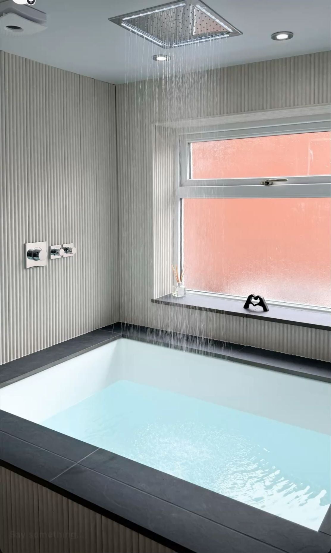 1500 x 1050 Deep Soaking Tub – 600mm Depth – Wide Rectangular – Omnitub