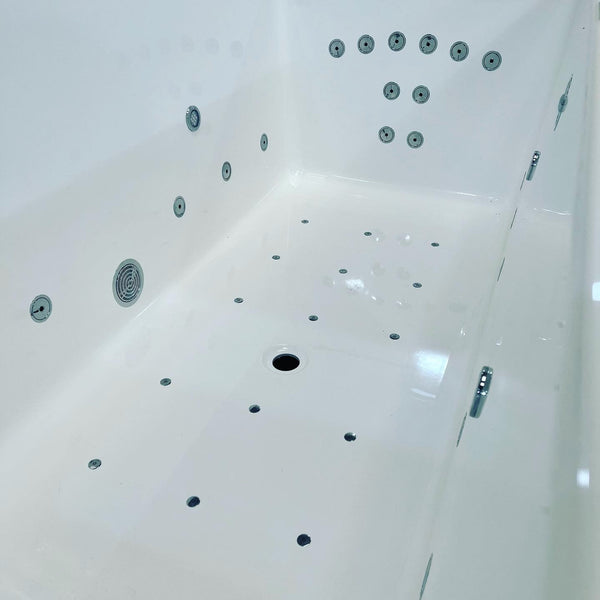 Extra Deep Whirlpool Baths by Omnitub - lifestyle setting
