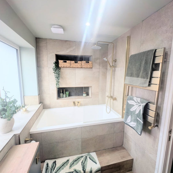 Omnitub Solo Extreme 1600 x 800 handmade UK deep soaking tub 600mm depth rectangular - side angle