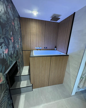 Baignoire à assise profonde 1100 L x 700 W x 1000 H Baignoire de trempage japonaise d'Omnitub