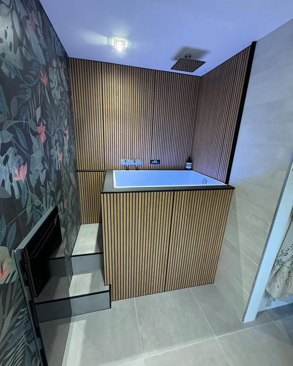 Omnitub 1100 x 700 handmade UK seated soaking tub 1000mm depth rectangular - lifestyle setting