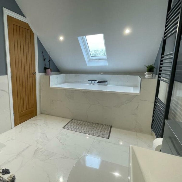 Omnitub Deluxe Plus 1800 x 800 handmade UK deep soaking tub 600mm depth rectangular - design feature