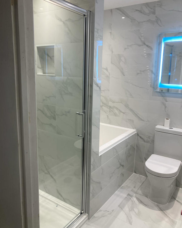 Omnitub Solo Max 1050 x 800 handmade UK deep soaking tub 600mm depth rectangular - finish and texture