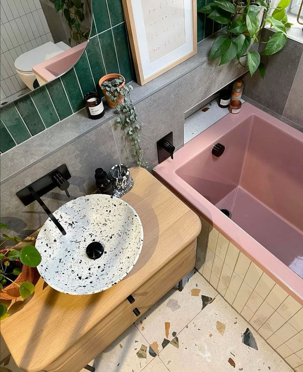 Omnitub 1400 x 800 deep soaking tub 600mm depth rectangular - top-down view