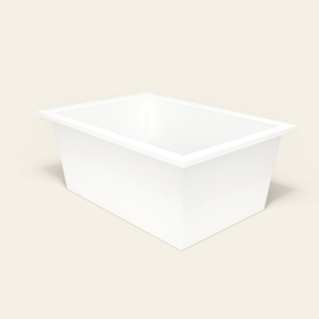 Omnitub 1500×1050 white deep soaking bath — three-quarter [render:6_grounded:nofeet]