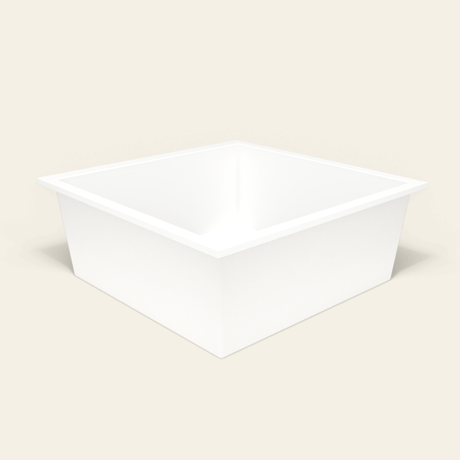 Omnitub 1600×1600 white deep soaking bath — three-quarter [render:6_grounded:nofeet]