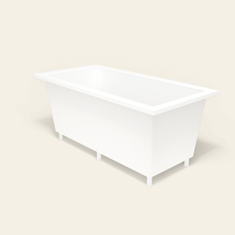 Omnitub 1600×800 white deep soaking bath — three-quarter, with feet [render:6_grounded:feet]