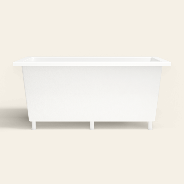 Omnitub 1500×800 B100 white deep soaking bath — side profile, with feet [render:7_long_side:feet]