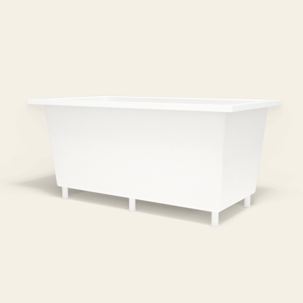 Omnitub 1500×800 white deep soaking bath — low hero, with feet [render:8_low_hero:feet]