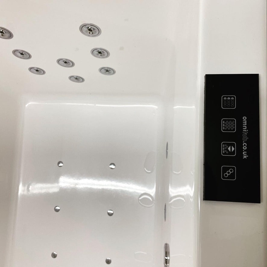 Extra Deep Whirlpool Baths by Omnitub - design feature