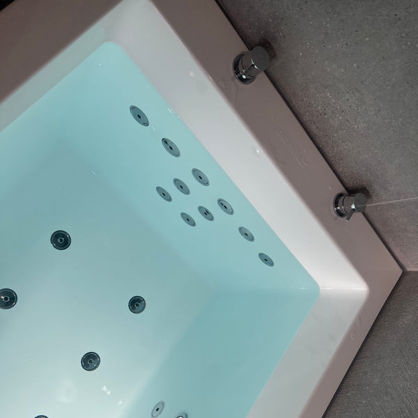 Extra Deep Whirlpool Baths by Omnitub - product overview
