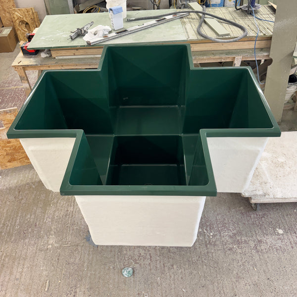 Omnitub 1500 x 1500 UK seated soaking tub 1000mm depth - main product view
