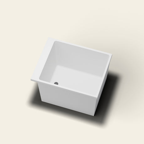 Omnitub Sheer 900 deep soaking tub in white — 900×700mm footprint, 600mm deep, near-vertical walls, hand-polished Omnigel — looking in [render:lookin:nofeet]