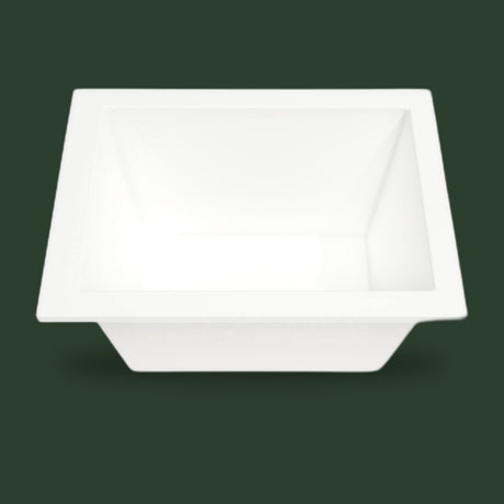 1050 x 750 Deep Whirlpool Bath by Omnitub — deep hero