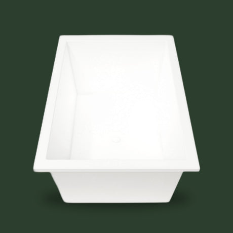 1500 x 1050 Deep Whirlpool Bath by Omnitub — end view