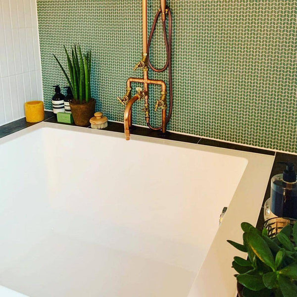 Omnitub Duo Square 1050 x 1050 deep soaking tub 600mm depth square - lifestyle setting 2