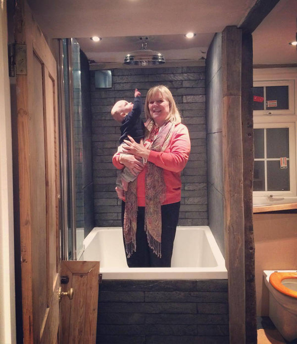 Omnitub Solo Extra 1150 x 900 handmade UK deep soaking tub 600mm depth rectangular - product overview