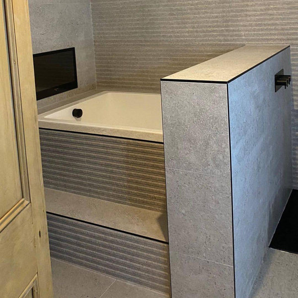 Omnitub Solo Plus 1250 x 1050 handmade UK deep soaking tub 600mm depth wide rectangular - side angle 2