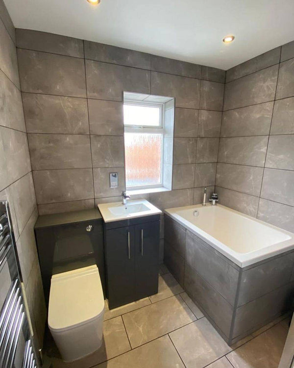 Omnitub Solo Plus 1250 x 750 UK deep soaking tub 600mm depth rectangular - main product view 2