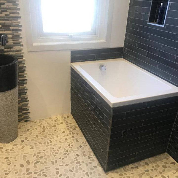 Omnitub Solo Plus 1250 x 750 UK deep soaking tub 600mm depth rectangular - side angle 3