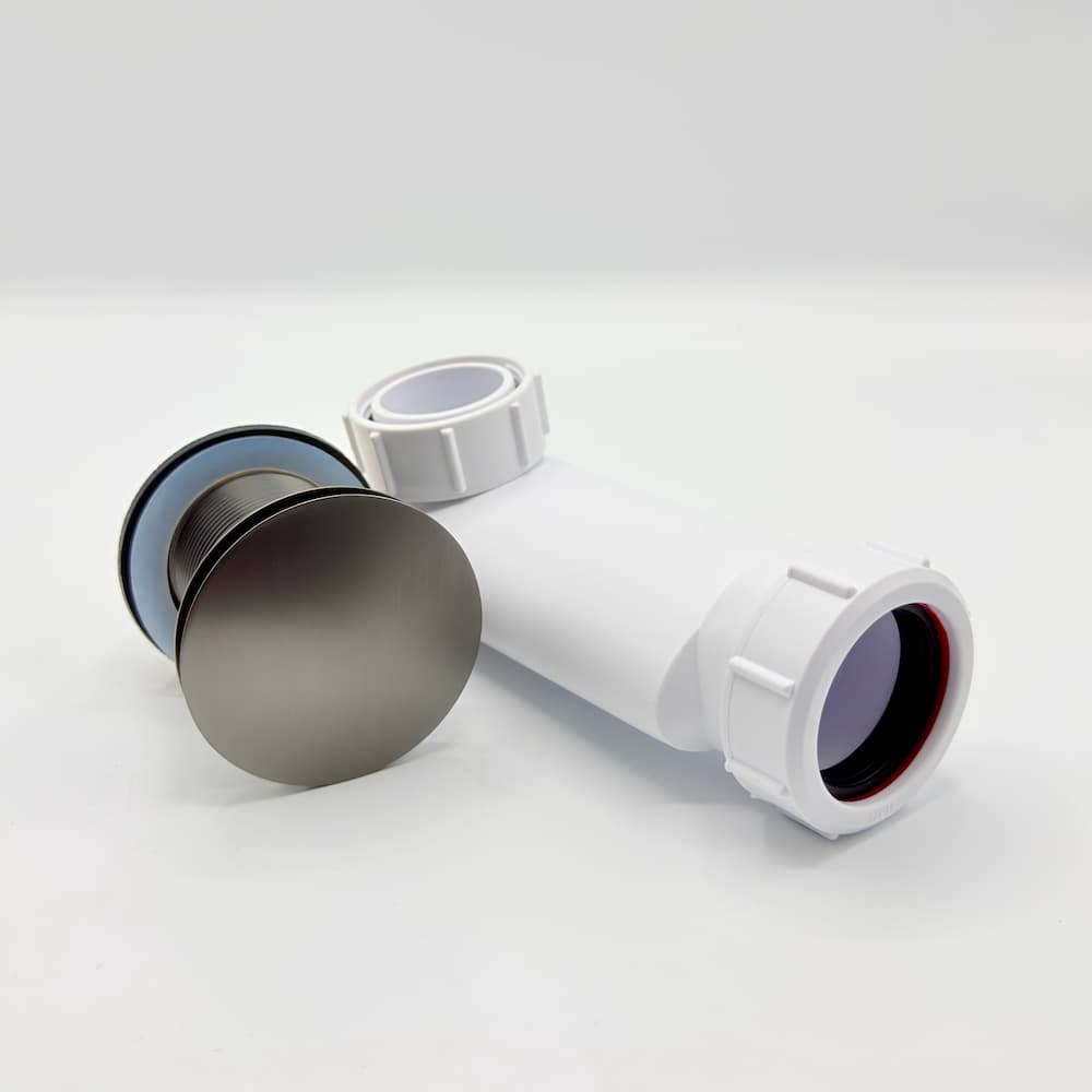 Push Down Waste No Overflow - Omnitub bathroom accessory - close-up detail
