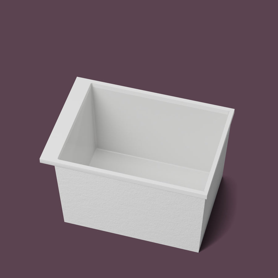 Omnitub Sheer – 1000 × 700 Deep Soaking Tub – 600mm Depth — rim detail