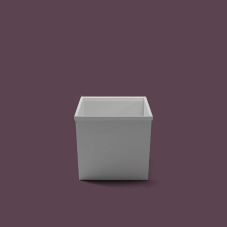 Omnitub Sheer – 1100 × 700 Deep Soaking Tub – 600mm Depth — end elevation [render:endelev:nofeet] [bg:deepaub]
