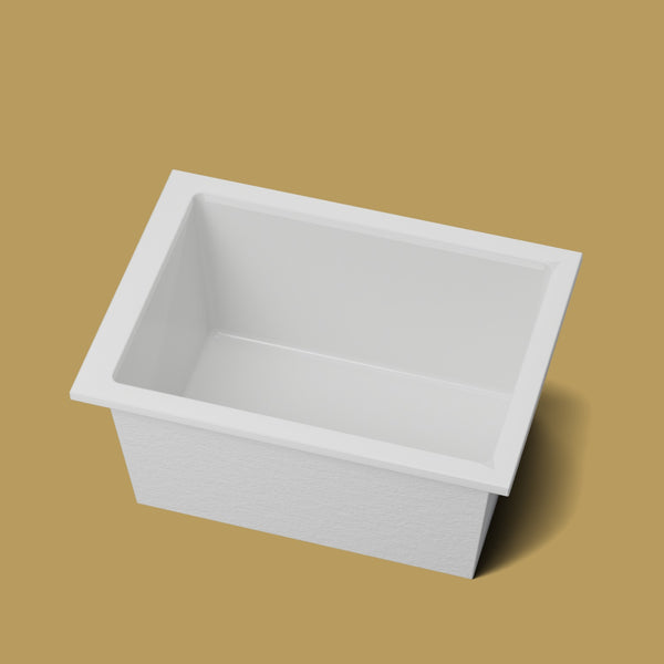 1300 x 950 Deep Soaking Tub – 600mm Depth – Rectangular – Omnitub — rim detail [render:rimdetail:nofeet] [bg:brass]