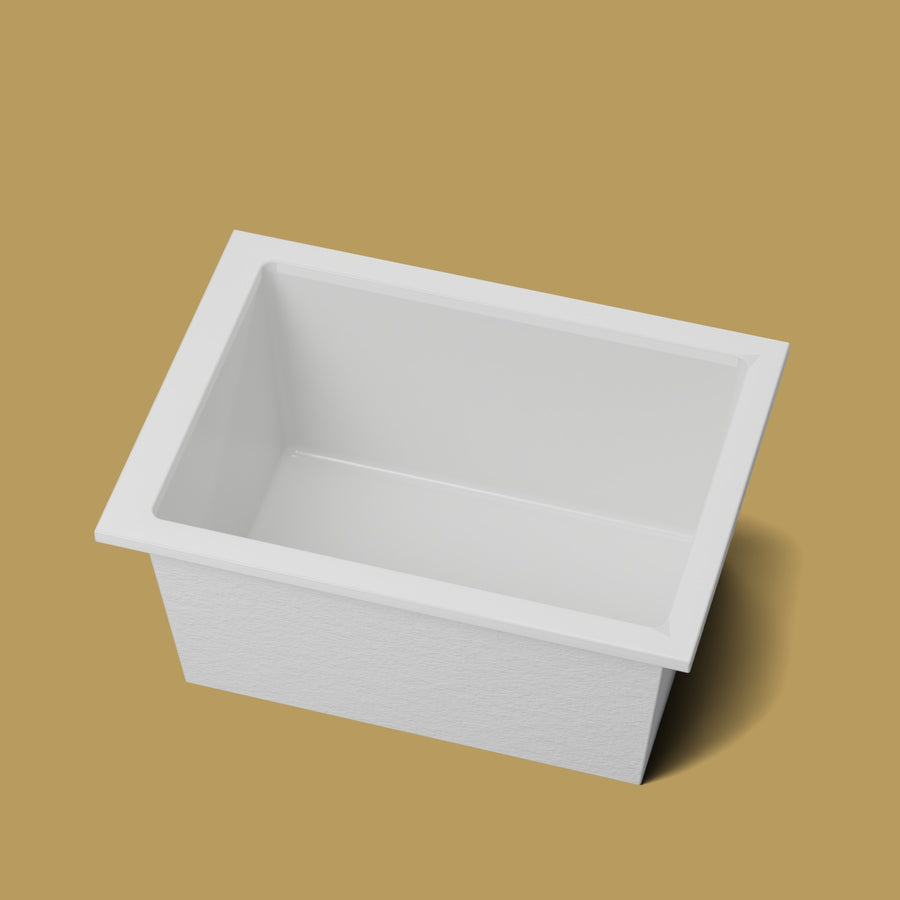 1300 x 950 Deep Soaking Tub – 600mm Depth – Rectangular – Omnitub — rim detail