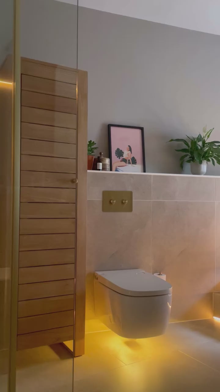 Seated Omnitub deep soaking tub — video walkthrough