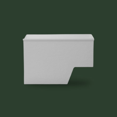 1495 x 800 Deep Seated Whirlpool Bath by Omnitub — front