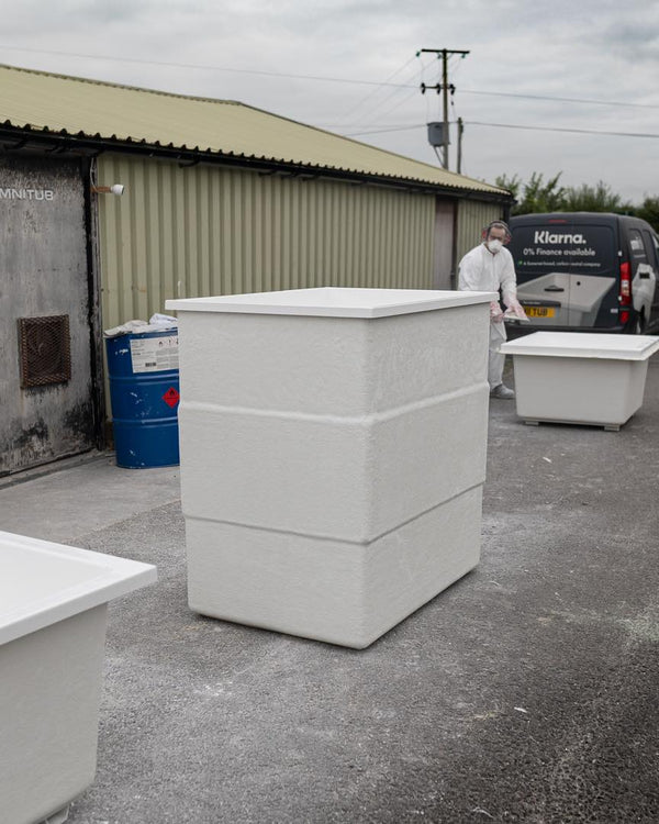 1195 x 825 Plunge Tub – 1200mm Depth – Rectangular by Omnitub - installed in bathroom